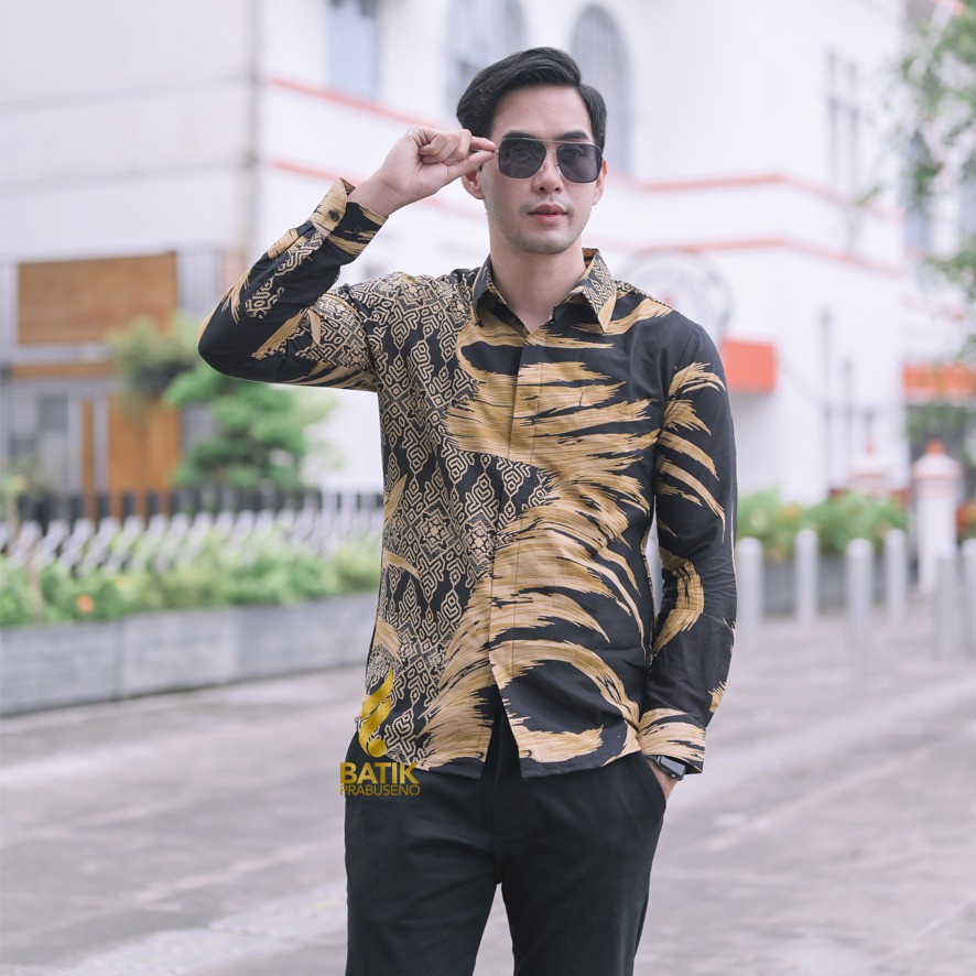 Batik Prabuseno - BOWO LAKSONO Batik Prabuseno Kemeja Batik Pria Lengan Panjang Slimfit