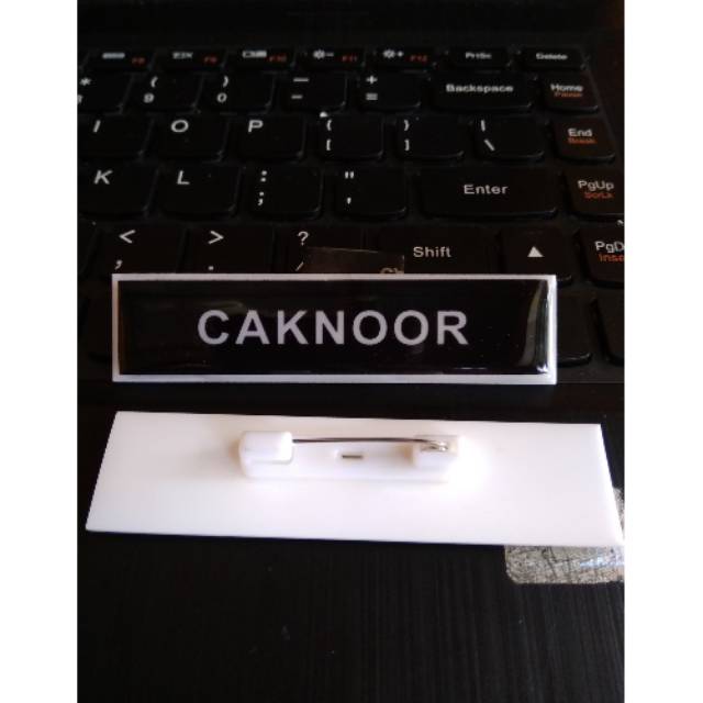

buat nama dada name tag papan nama dada akrilik resin