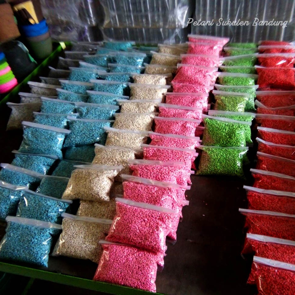 Batu warna ZELOIT zeloith zeolith  zeolit untuk sukulen kaktus Fullcolor berat 150gr aquarium