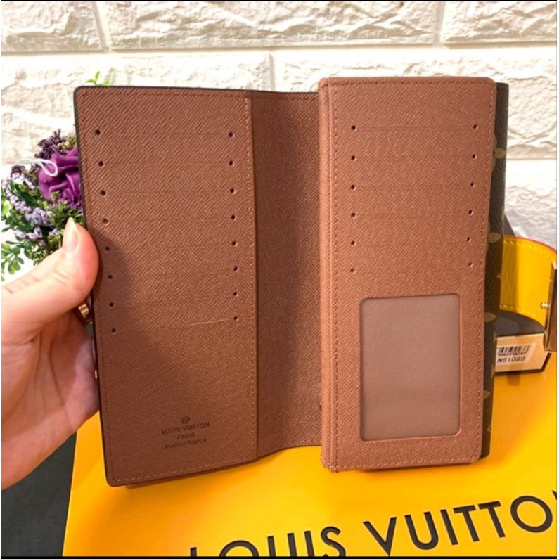 Dompet Lipat Panjang Wanita 61089 +  Freebox