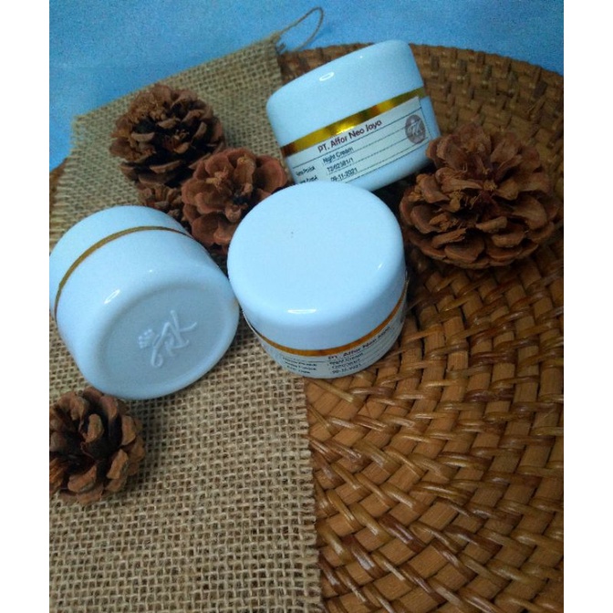 rk klinik (CREAM JERAWAT DAN FLEK) ampuh