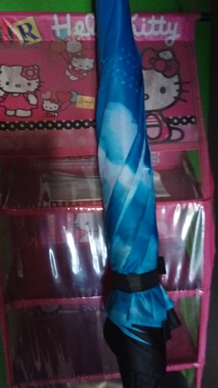 Termurah - Payung Terbalik Kazbrella - Peralatan Hujan