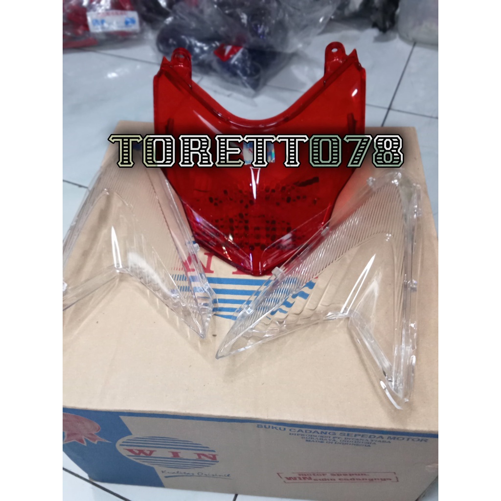 MIKA STOP MIKA LAMPU BELAKANG VARIO TECHNO 125