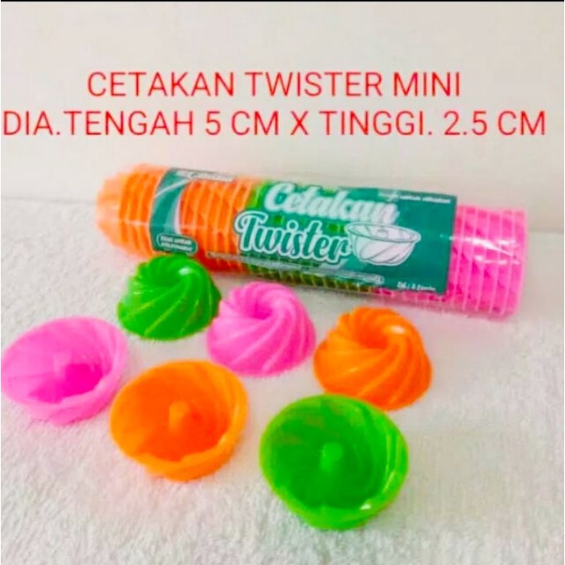 12 Pcs Citakan Agar Twister/Cetakan Piding/Citakan Kue Kukus/Cetakan Jeli