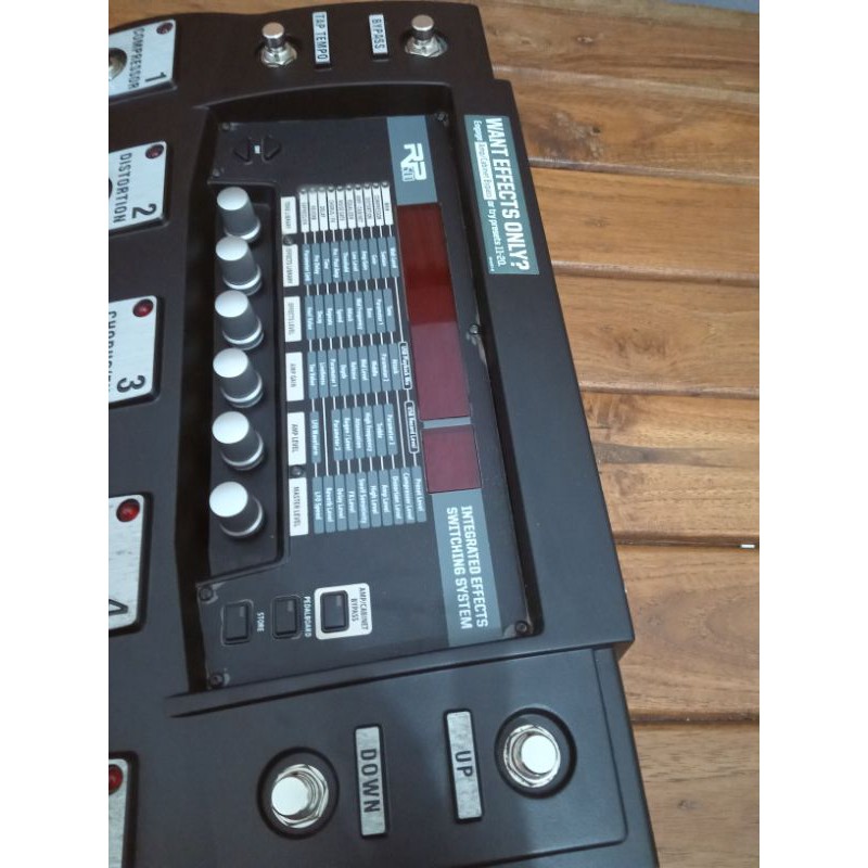 Efek Gitar Digitech Rp500