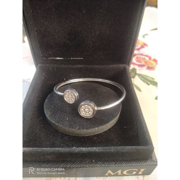 PRELOVED GELANG MCI (HARGA BISA NEGO SEDIKIT) |SELAMA IKLAN MASIH TERPASANG BARANG MASIH ADA