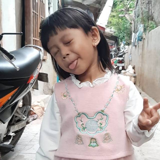 plastic_furniture_shop