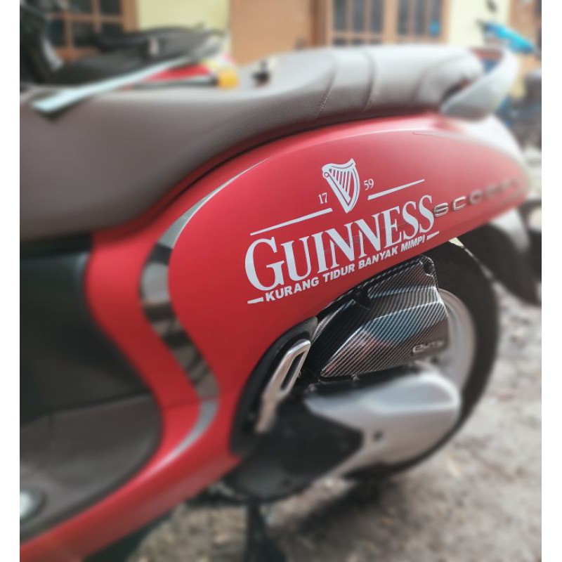 STICKER COSTUM GUINNESS STICKER CUTTING