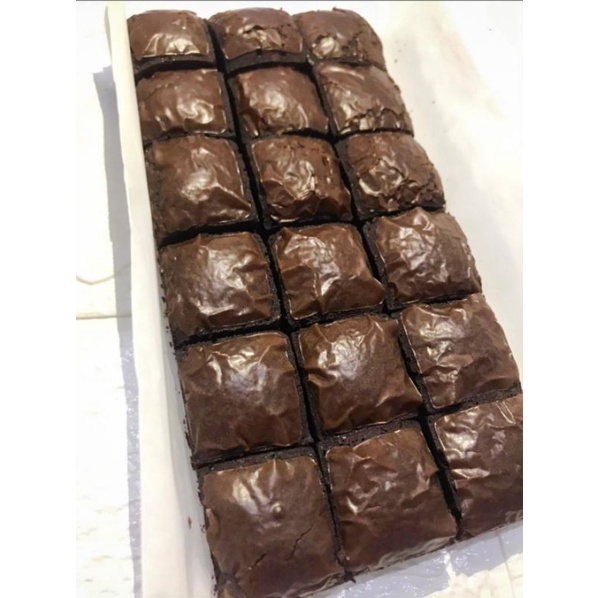 Brownies Fudgy Premium Original Tanpa Toping