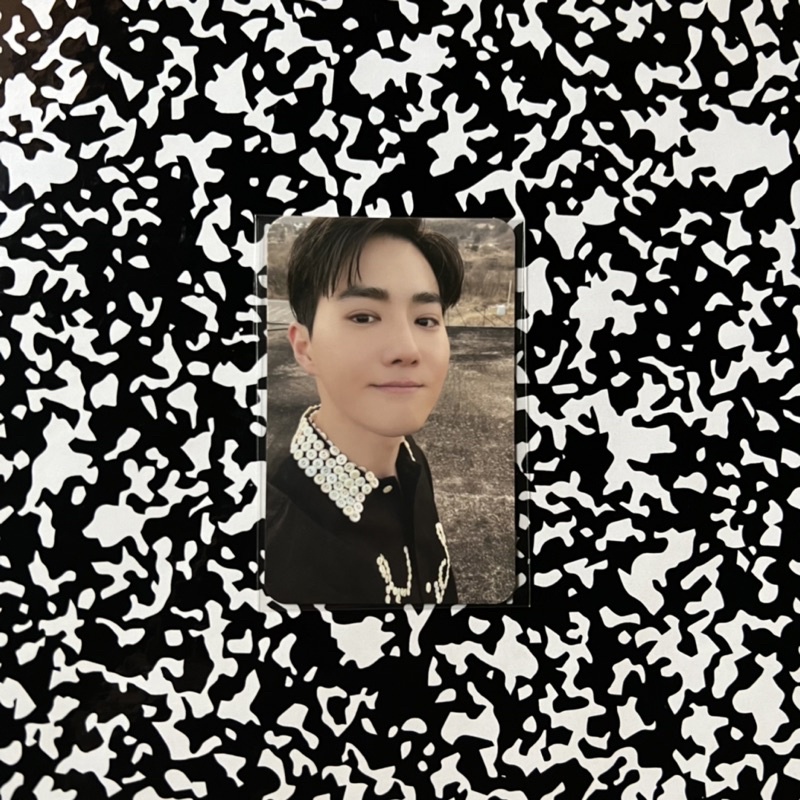 Photocard Suho EXO mumo grey suit sealed