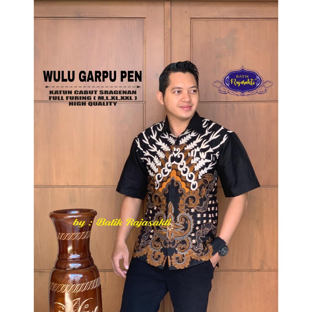 WULU GARPU RAJASAKTI KEMEJA BATIK SOLO PRIA LENGAN PENDEK LAPIS FURING ATASAN BATIK PREMIUM MODERN KATUN HALUS BAHUWIRYA  BANAMITRA BANAMITRA PUTIH BANGSAWAN BAYU PUTRA BERLIAN BIRU BHARATAYUDA BIMASENA BIRENDRA BIRU INDAH BRAHMAKERTA BRAHMAKERTA MERAH