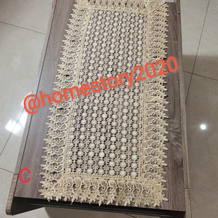 Taplak Meja Ruang Tamu Katun Renda