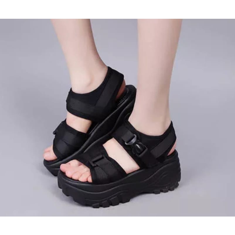 Alina Sandal Tali Wanita Wedges Casual FS250