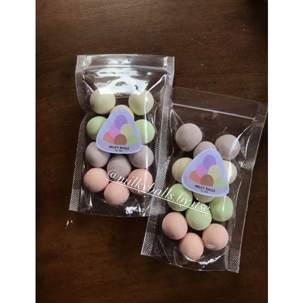 

Wiselycious MIlky Balls Cemilan Bola Susu Isi 12