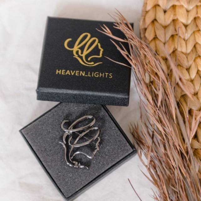 HL brooch by Heaven Light