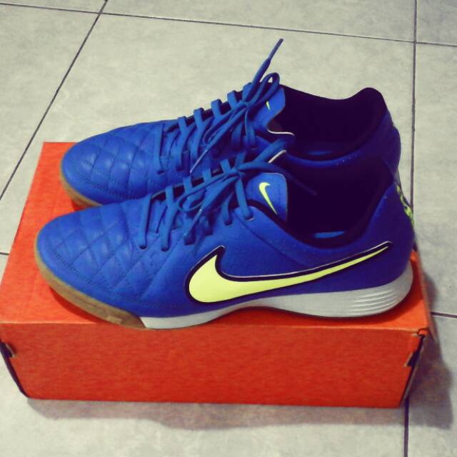 nike tiempo genio ic