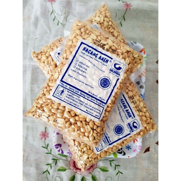 

Kacang Tanah Homemade Kacang Goreng Enak Non Kolesterol 390gr