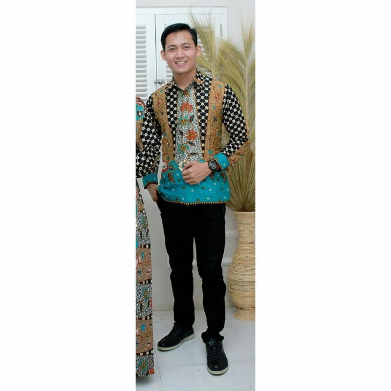 BATIK COUPLE KELUARGA sania ruffle ori ndoro jowi dnt motif Sinaran Tosca-Kemeja Panjang