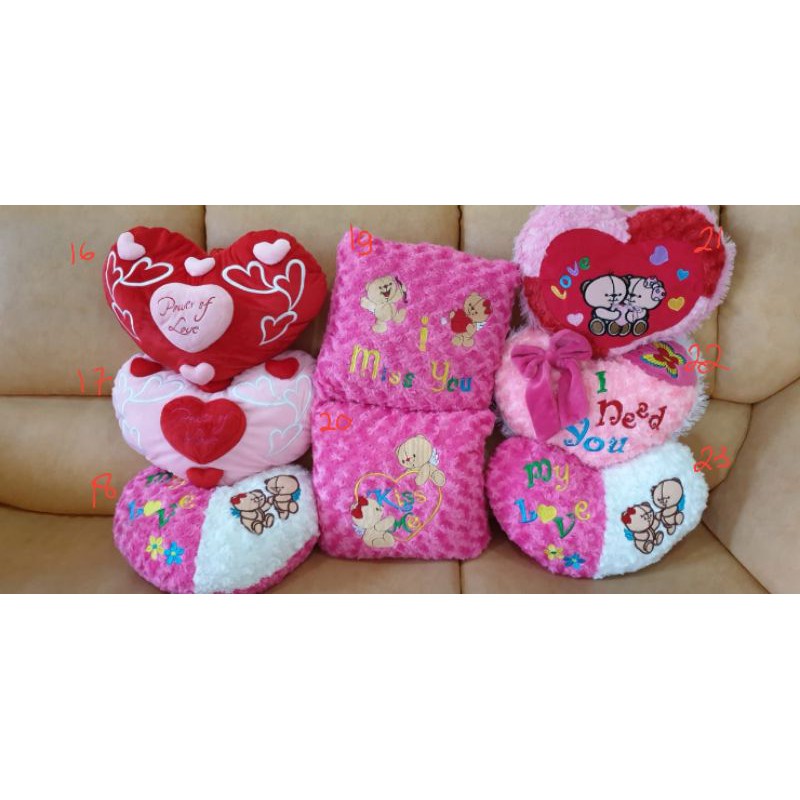 Bantal Love - Hadiah Kado Valentine Boneka Promo