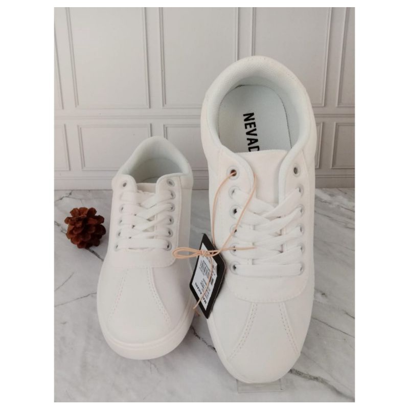 Sepatu Nevada warna putih original || Promo Promo