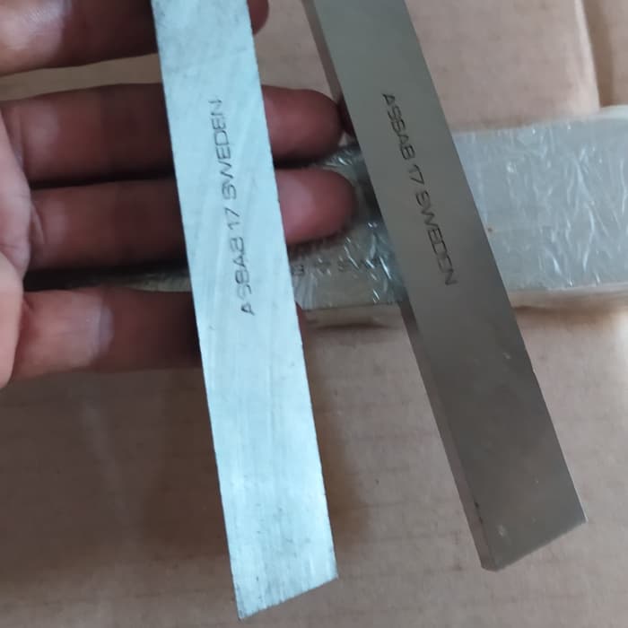 HSS Square Tool Mata Pisau Bubut HSS ASSAB 17 SWEDEN 5/16 x 4"