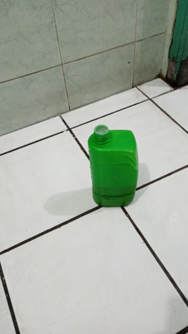 Pembersih Keramik Top Ron Pembersih Porcelain Topron Asli Kinclong Pembersih Toilet