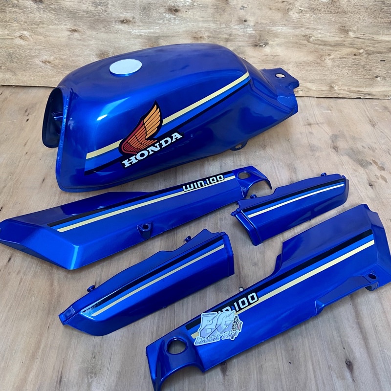 Tangki honda win 100 warna biru sepaket body win set bok aki win cover body win tempong win striping