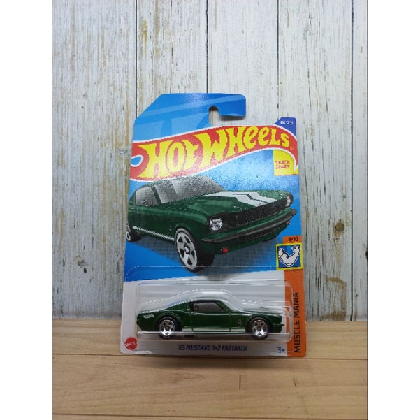 Hot Wheels 65 Mustang 2+2 Fastback