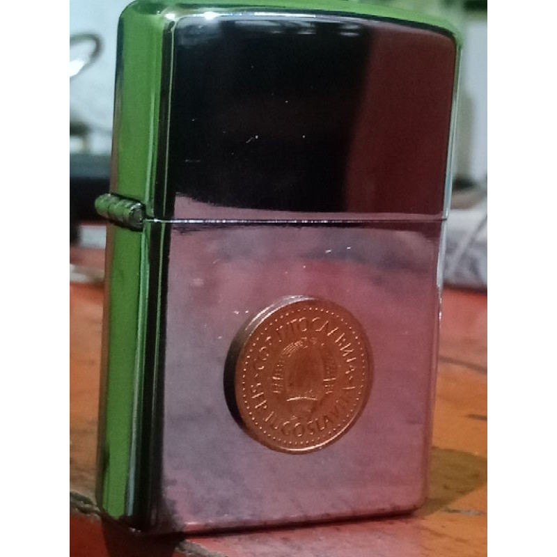 Korek Zippo emblem koin