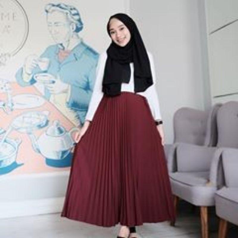 CLEARANCE SALE / ROK PLISKET/ PLEATS SKIRT