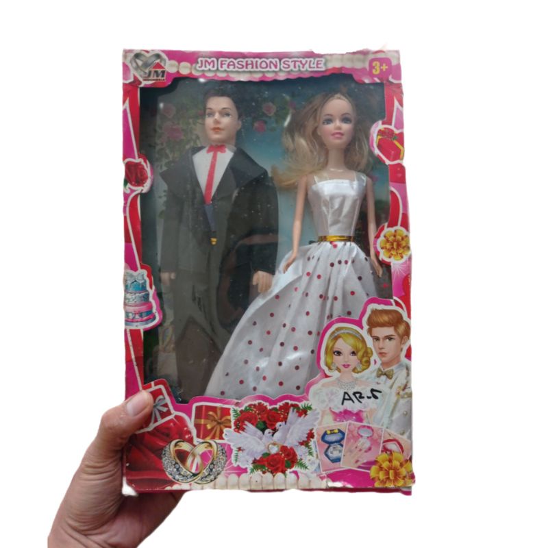 Boneka Barbie & Ken