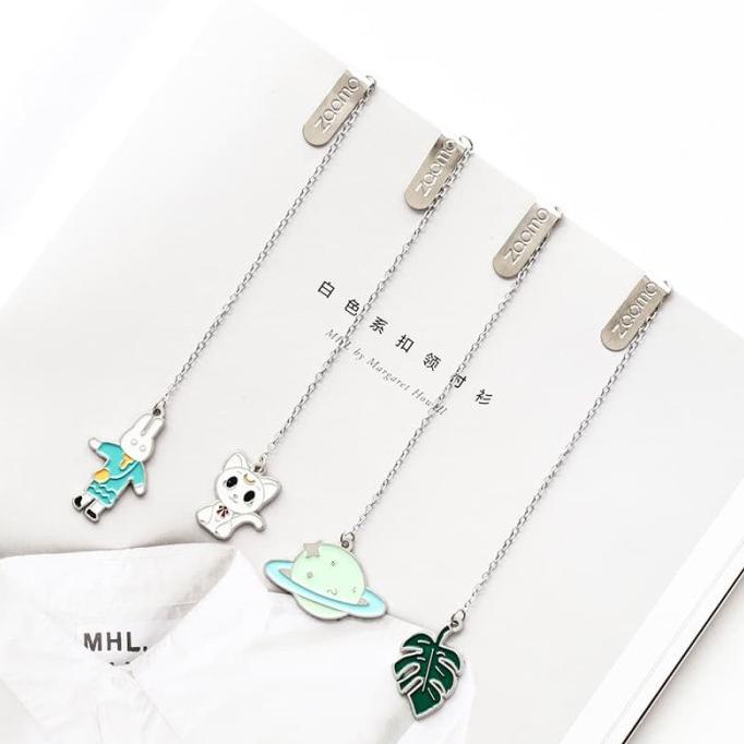 

BAYAR COD Pembatas Buku Edisi Liontin Motif Lucu PROMO SPECIAL Kode 799