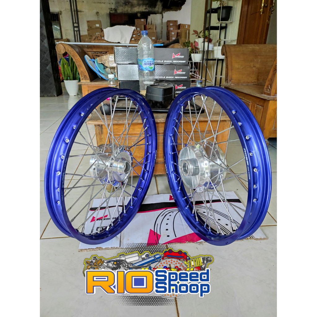 Velg jari jari Vixion old lama dan Vixion new ring 17 biru ukuran 140/140