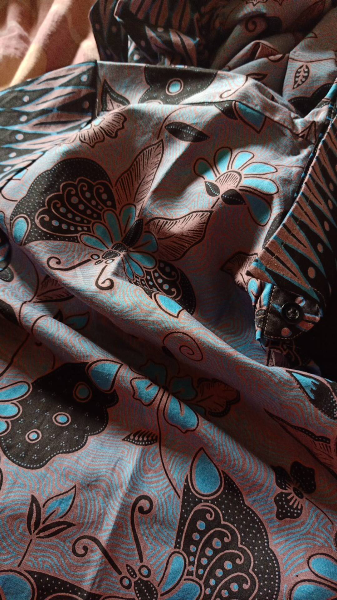 Prawira Teja Kemeja Batik Pria Lengan Panjang Slimfit Katun Printing Hem Baju Seragam Kantor Modern