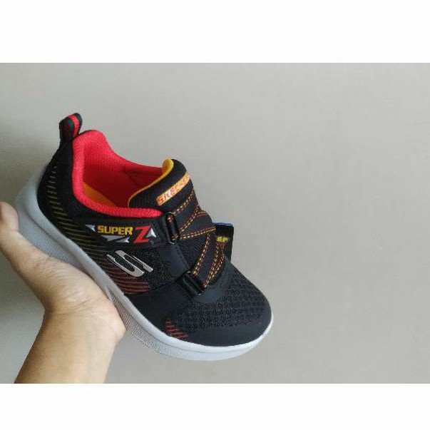 SEPATU ANAK SKECHERS DISKON 70% SEPATU SEKOLAH SEPATU ANAK LAKI LAKI SEPATU SKECHERS SALE