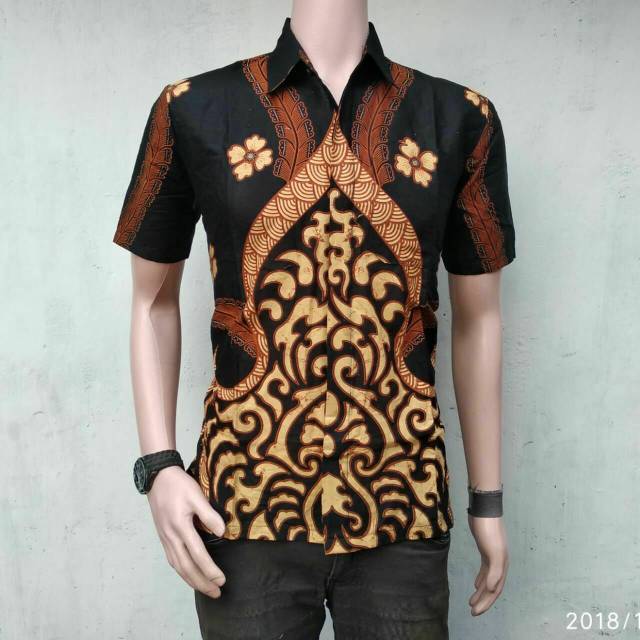  KEMEJA  BATIK  PRIA  LENGAN PENDEK Shopee  Indonesia