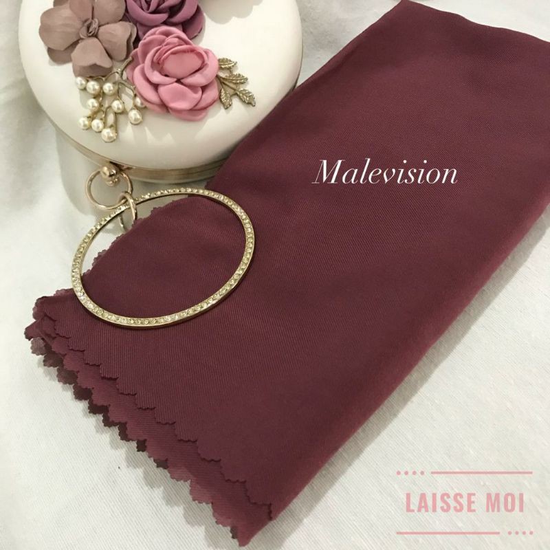 

Laisse Moi Voal - MALEVISION with iron label