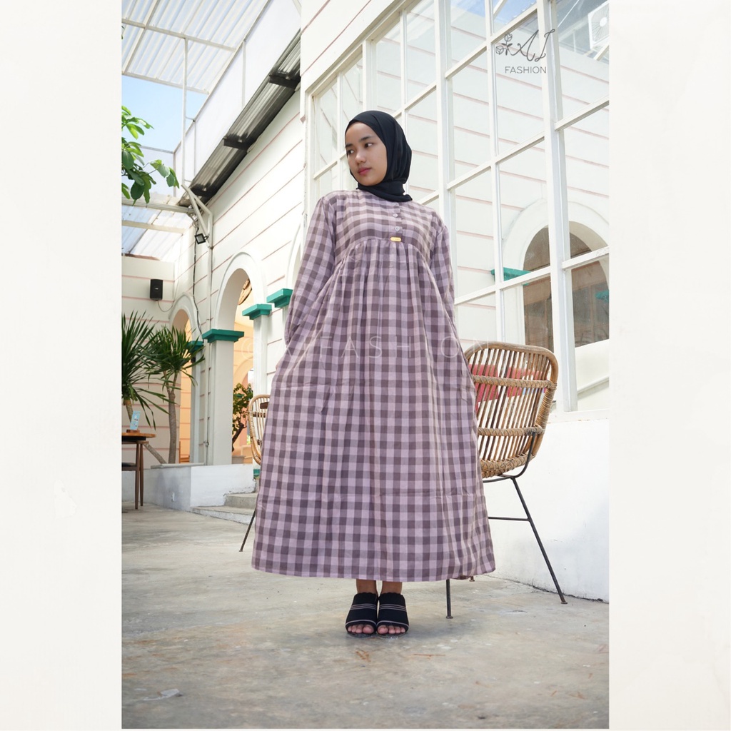 Midi Dress Korea Bahan Katun Motif Kotak