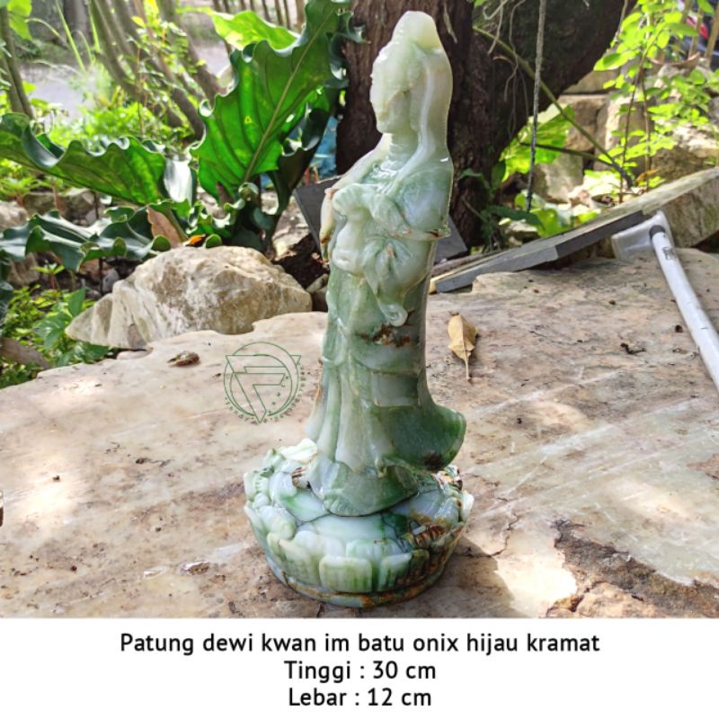 Patung dewi kwan im batu onix hijau kramat T.30