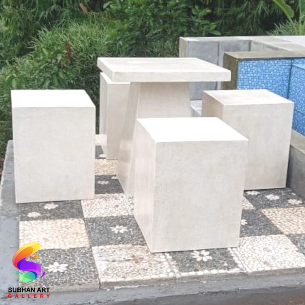 Meja Taman Teraso Minimalis