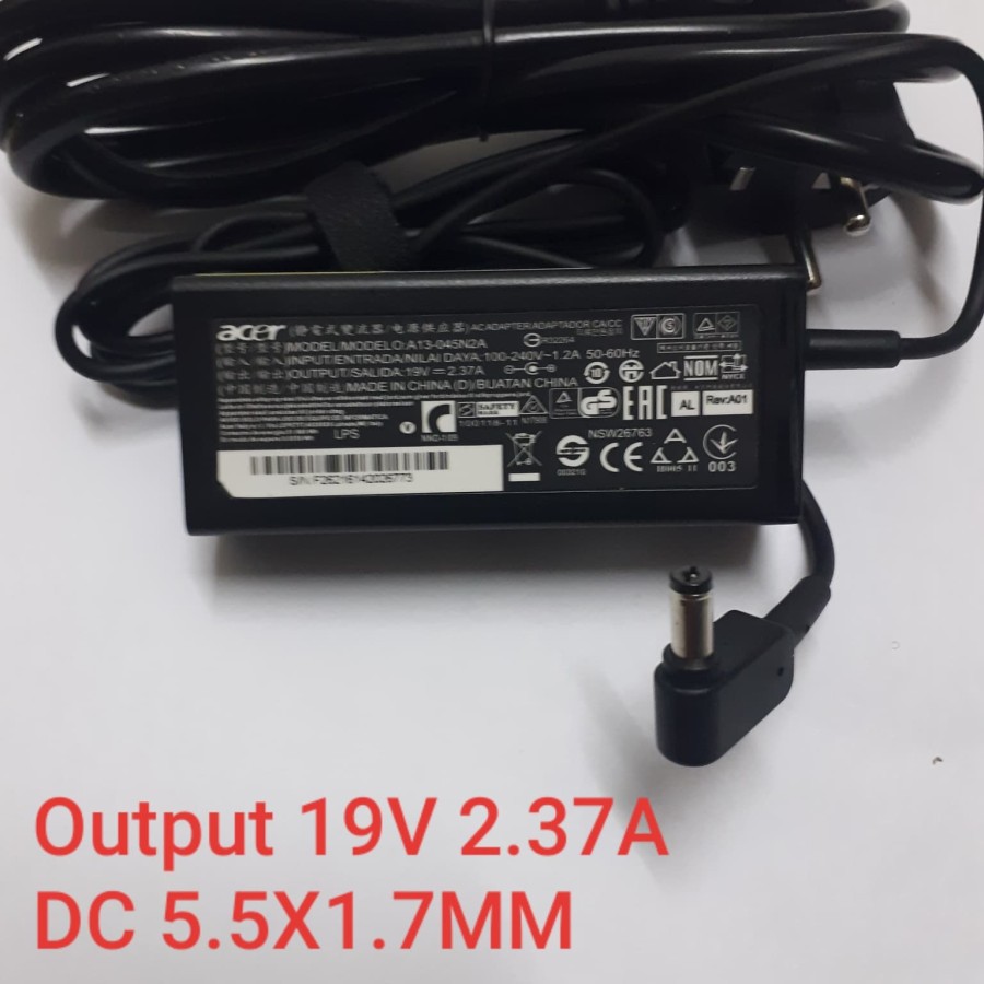 Adaptor Charger Acer Aspire E5-573 E5-721 ES1-521 ES1-711 19V-2.37A