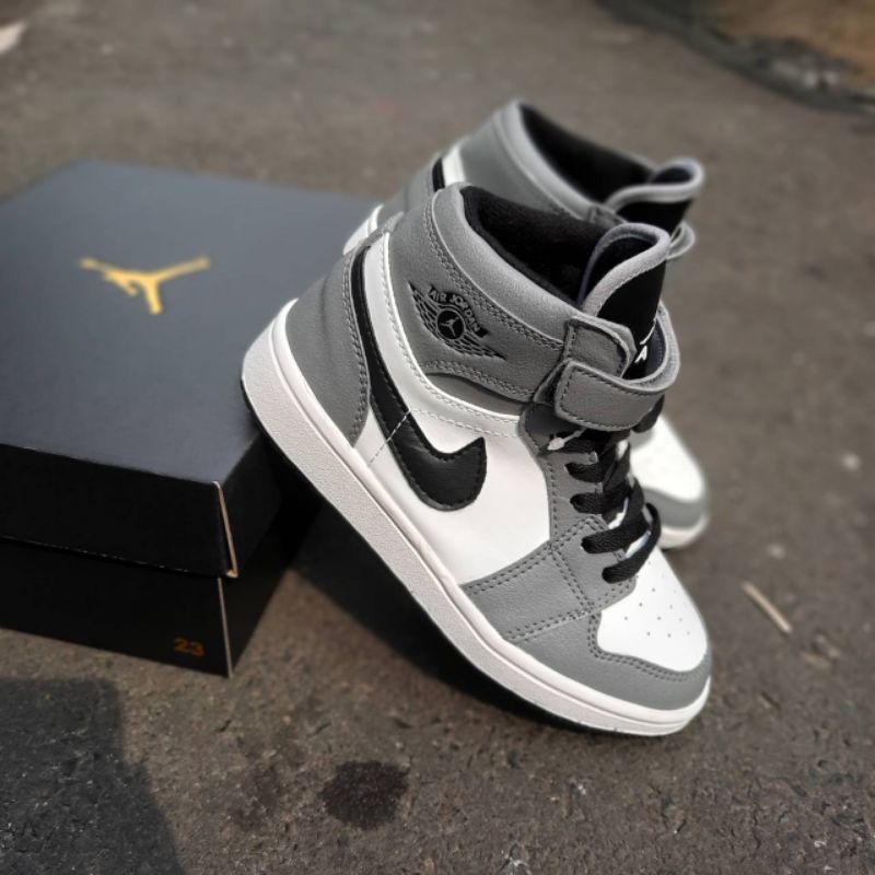 gray and white 1s