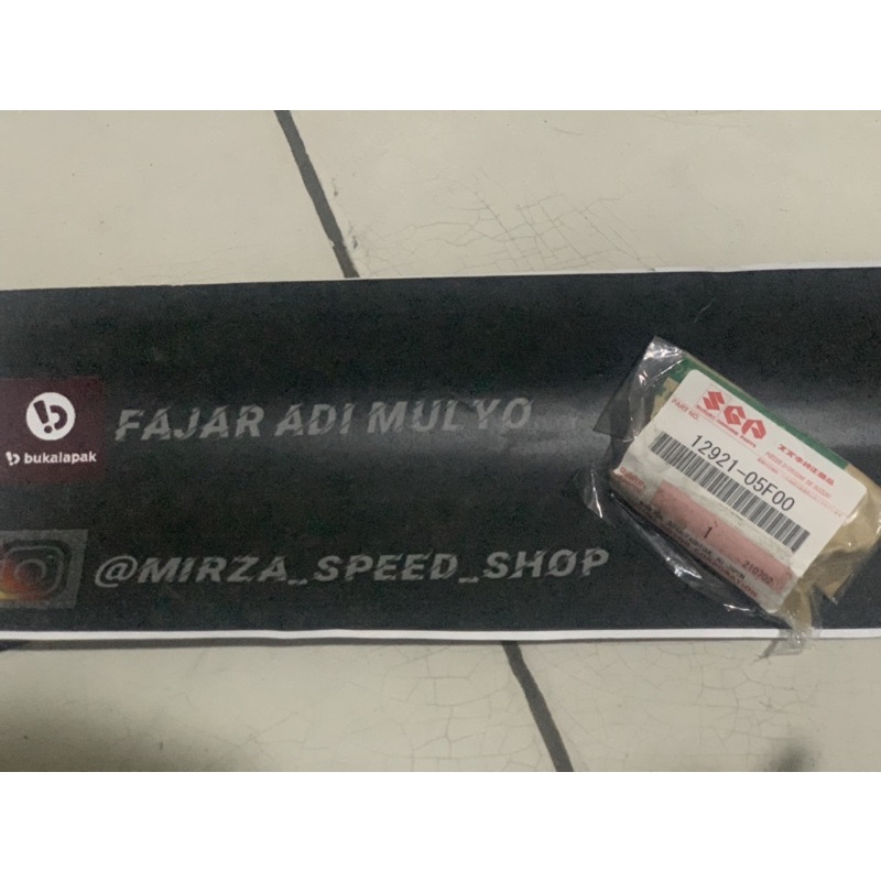 PER KLEP SET SUZUKI FXR 150 ORIGINAL JAPAN