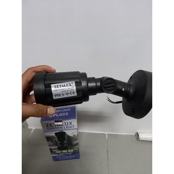 fitting lampu sorot  ZETALUX GPL005