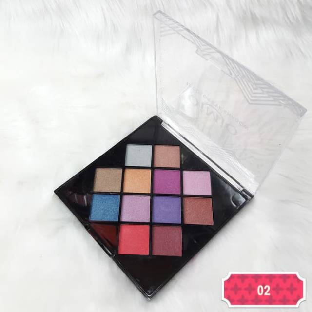 12.WARNA EYESHADOW OIMIO BOK HITAM / 3.SERI