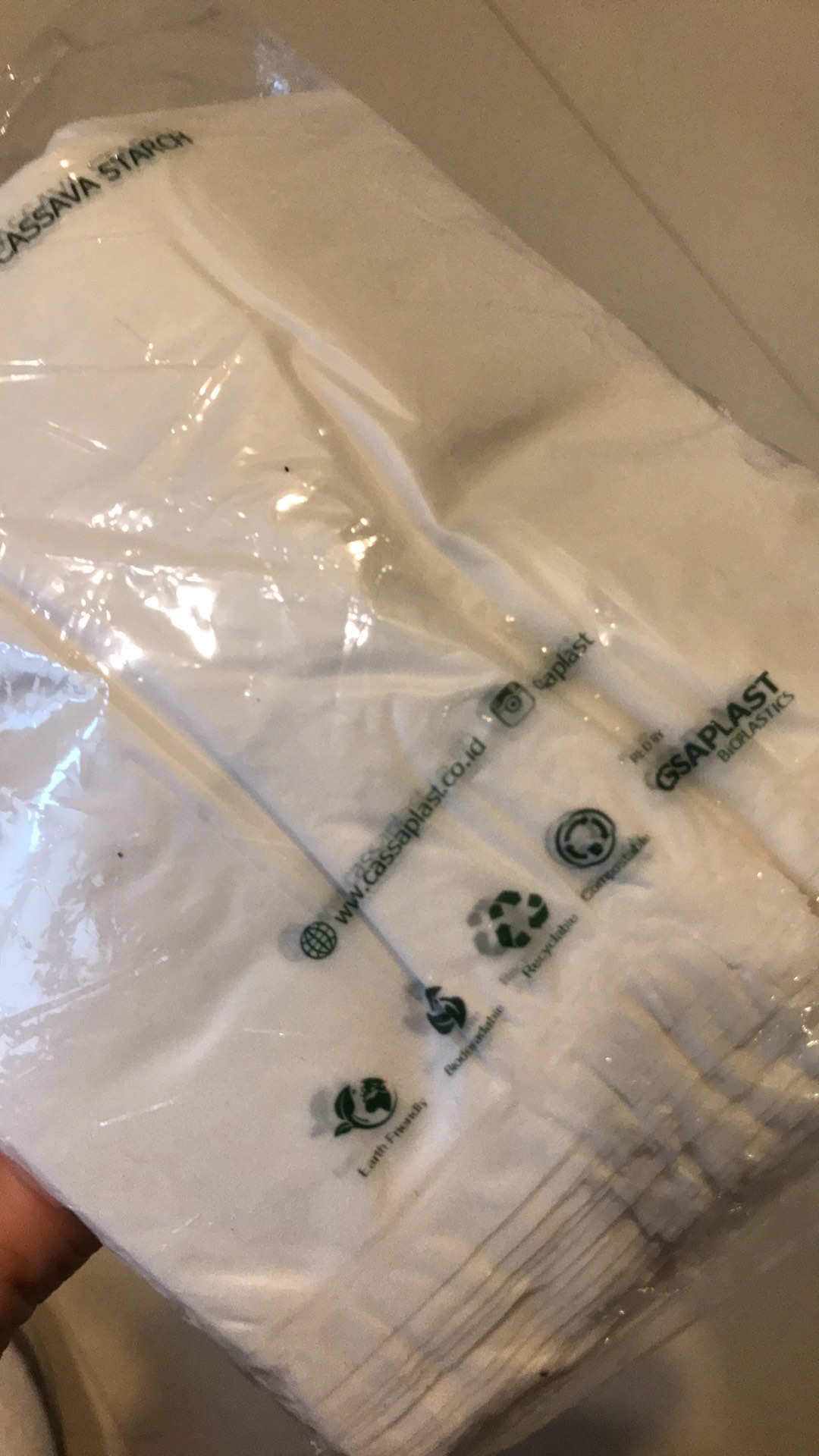 Eco Friendly Kantong Plastik Olshop Kantong Singkong Cassava Plastick Packing Ramah Lingkungan (s)