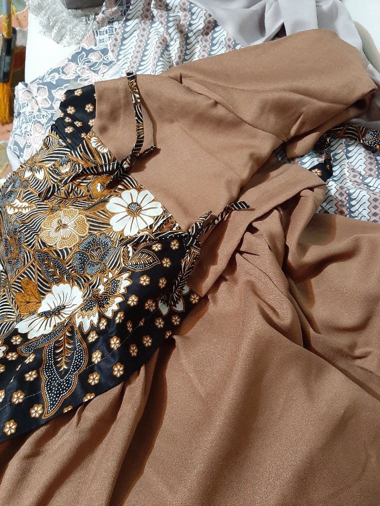 Best Seller Jumbo Tunik Batik Wanita Seragam Terlaris Atasan Dolby Dobby