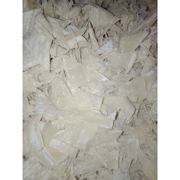 

POTONGAN KULIT PANGSIT