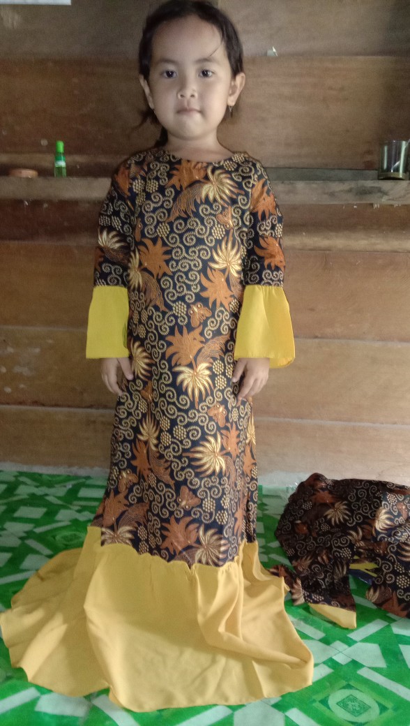 Batik Couple Keluarga Sania Ruffle Ori Ndoro Jowi Dnt Motif Rempel Kuning