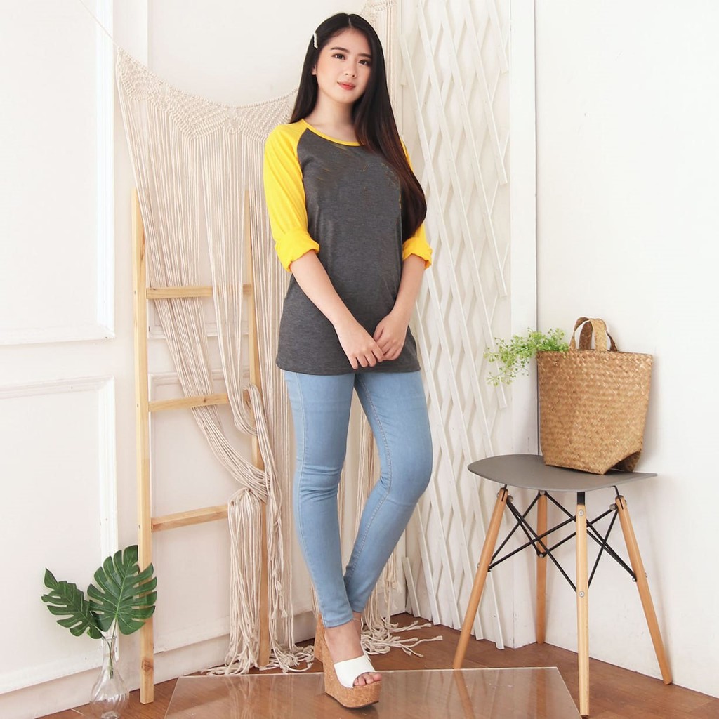 Kaos Raglan Lengan 3/4 | Abu Tua | Ukuran M-L-XL-XXL-Kuning